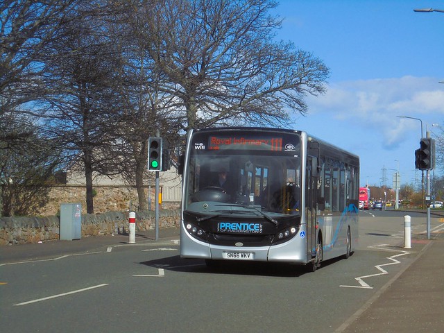 392 in Prestonpans, By Lothian Buses Photos