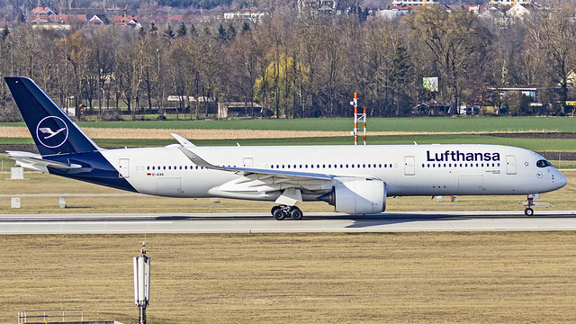 Lufthansa Airbus A350-900 D-AIXK 