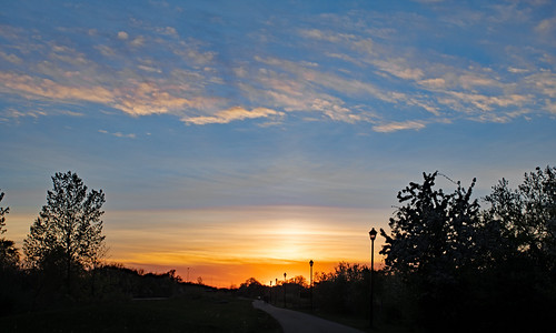 Along the beautiful Erie canal by johnbell18 (4M views), BAN_5531sunset sky dusk rochesternewyork brightonnewyork eriecanal theeriecanaltowpath spring wester