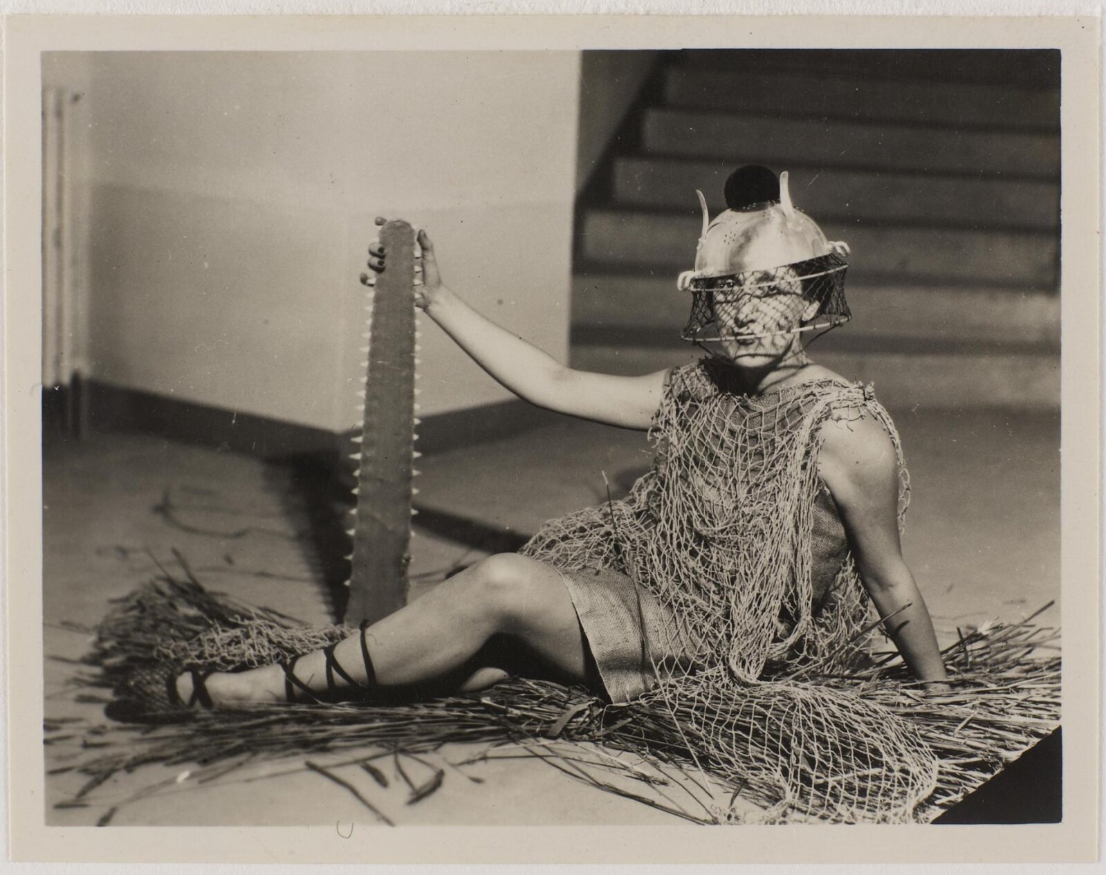 Man Ray (Emmanuel Radnitzky) :: Bal au château des Noailles, vers 1929. Epreuve gélatino-argentique. | src Centre Pompidou