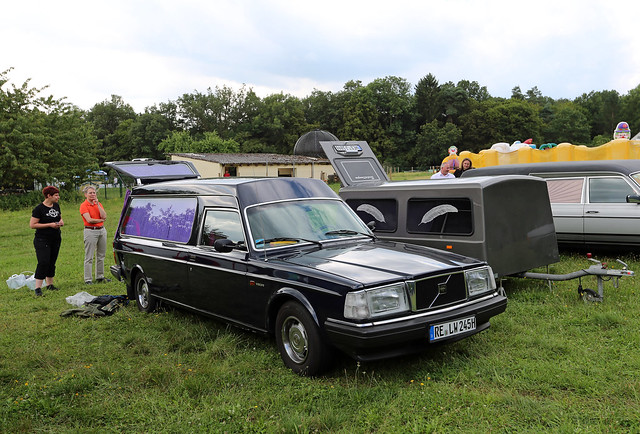 Leichenwagen -  Bestattungswagen
