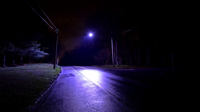 Purple streetlight at Jennings Chapel Road and Route 97 [02]