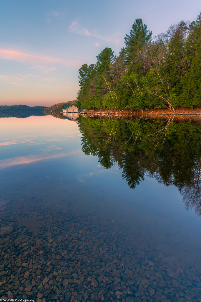 A sunrise search for compositions at the Lake of Bays.