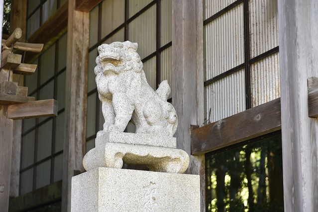 鳥屋毘古神社