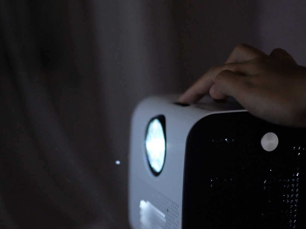 Lumos Ray Projector Philippines Review