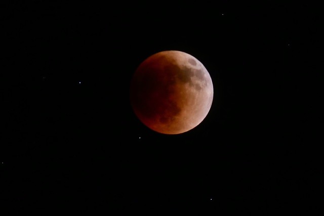 Super Flower Blood Moon lunar eclipse in Wisconsin (May 2022)
