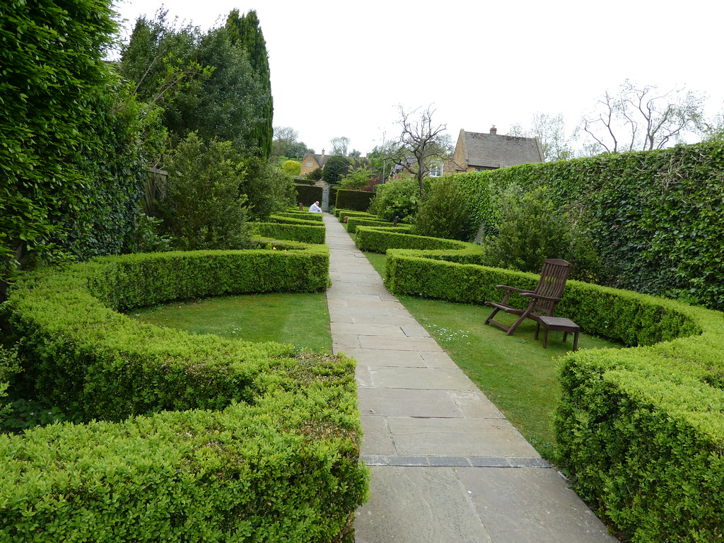 Garden, Cotswold House Hotel, Chipping Campden