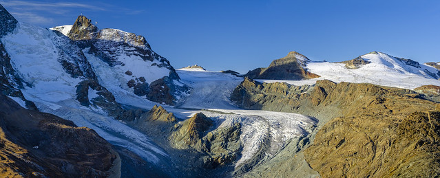 Glaciers valley in Gornergrat Zermatt - DSCH9743