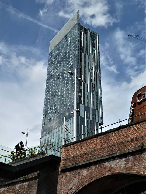 Manchester = Number 1 Deansgate from the Rochdale Canal