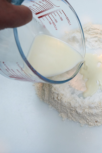 White wheat flour and starch
