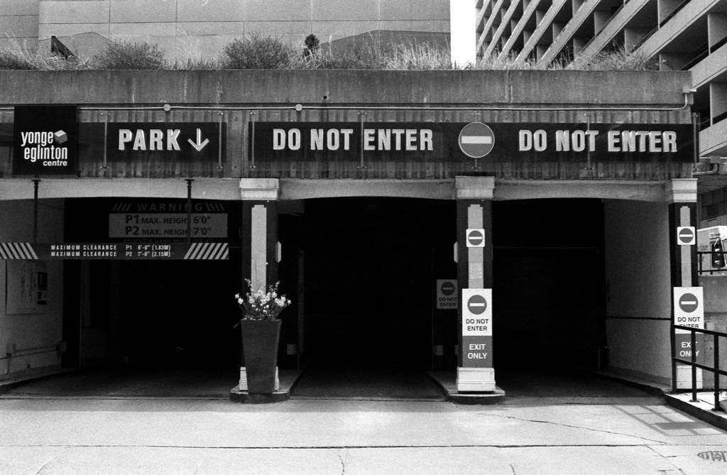 Yonge Eglington Parking Garage Entrance and Exit