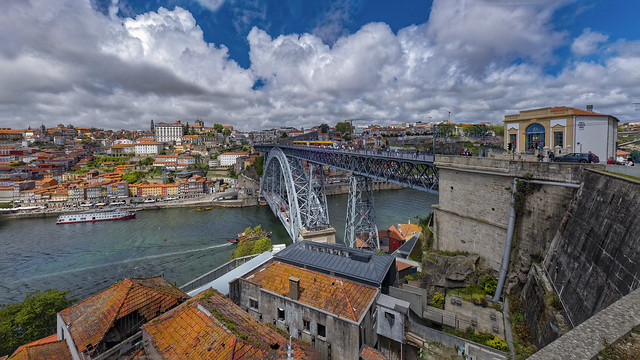 Pont Dom Luis I Porto Portugal. Explore! ⭐ May 19, 2022