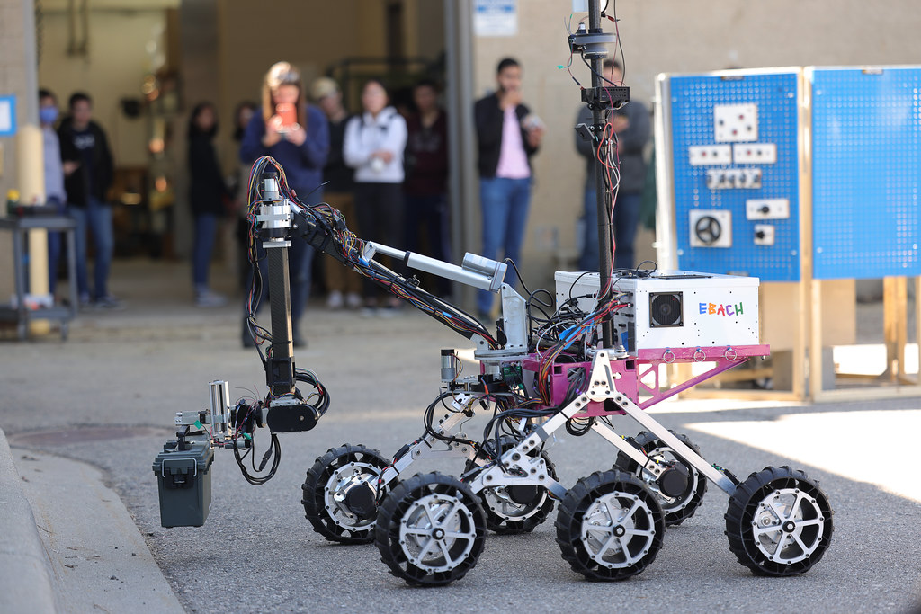 2022 MRover Mock-Missions | Members of the Michigan Mars Rov… | Flickr
