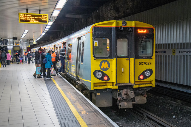 Merseyrail 507 027 Liverpool Central