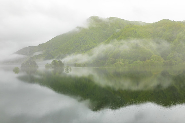 Lake Akimoto in the fog