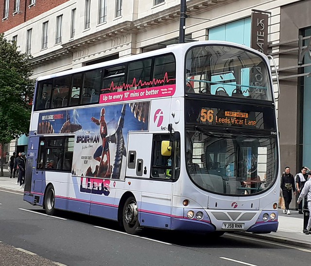 First West Yorkshire (First Leeds) bus 37645 YJ58RNN