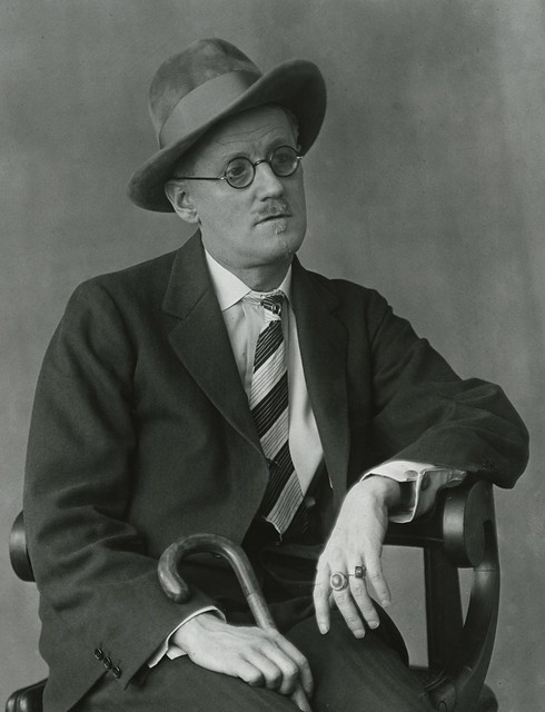 Berenice Abbott. James Joyce, Paris, 1927