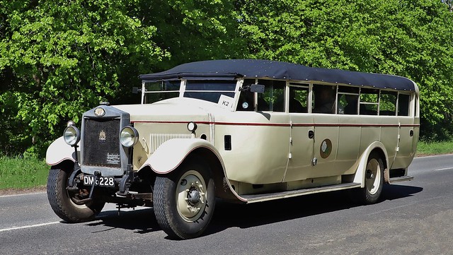 DM 6228  (1929)  Leyland Lioness LTB1