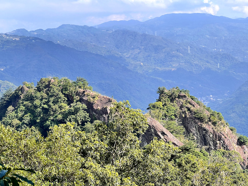 Wuliaojian Knife Ridge Hike in Taiwan