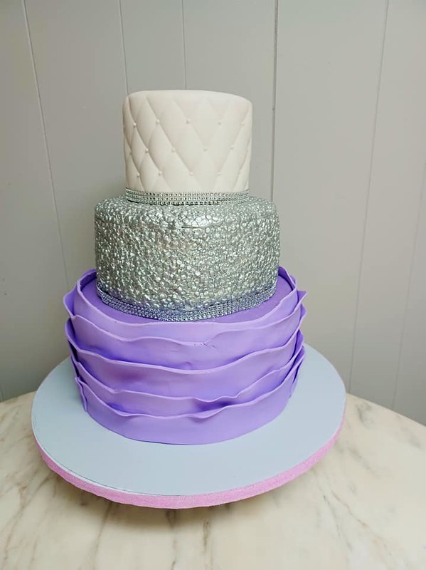 Cake by Pasteles y Decoraciones