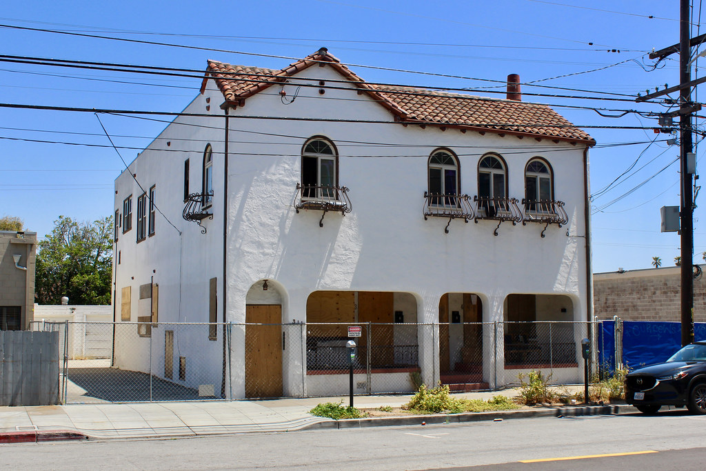 311 S. Claremont St., San Mateo