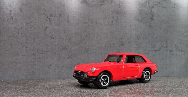 1971 MGB GT Red