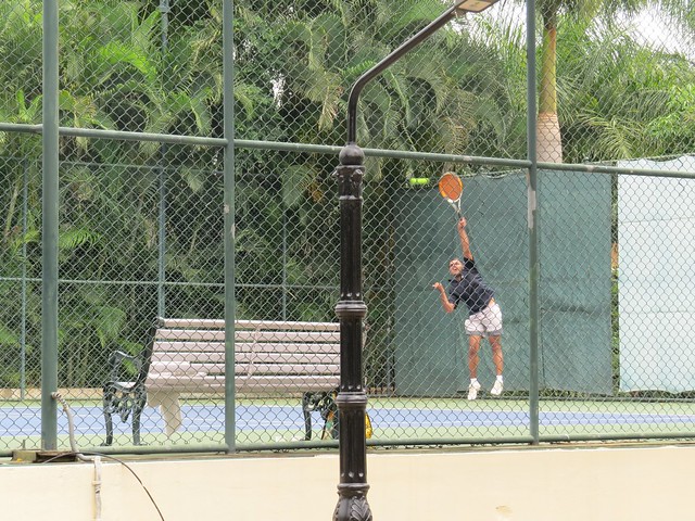 Arun serves, this day in 2014