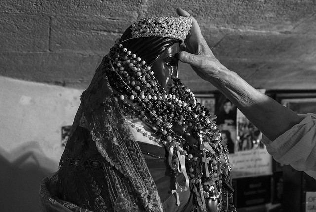#SaintesMariesdelaMer La procession de Sainte Sara #gitans #pèlerinage #camargue
