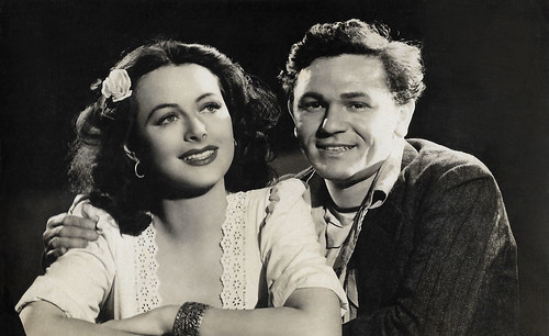 Hedy Lamarr and John Garfield in Tortilla Flat (1942)
