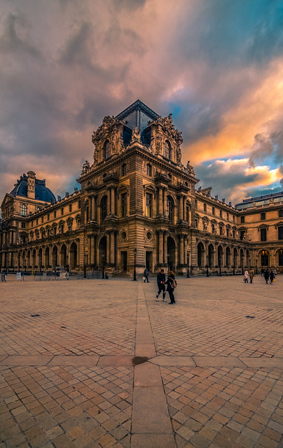 Louvre museum at sunset