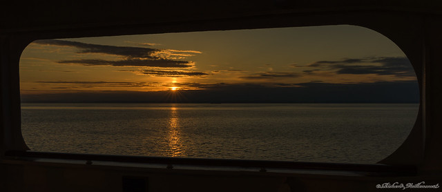 Coucher de soleil en mer, sunset at sea, PQ, Canada - 09393