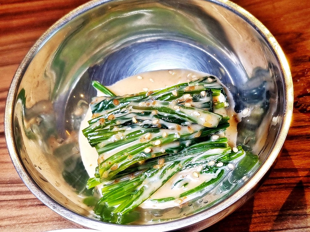 Salad Spinach With Sesame Sauce