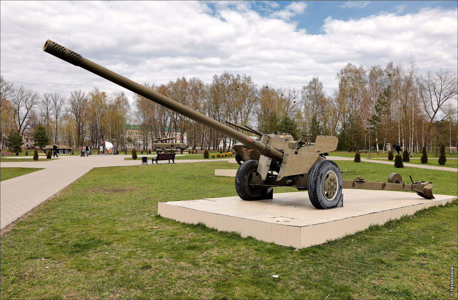 100-мм противотанковая пушка МТ-12, Марьина Горка, Беларусь