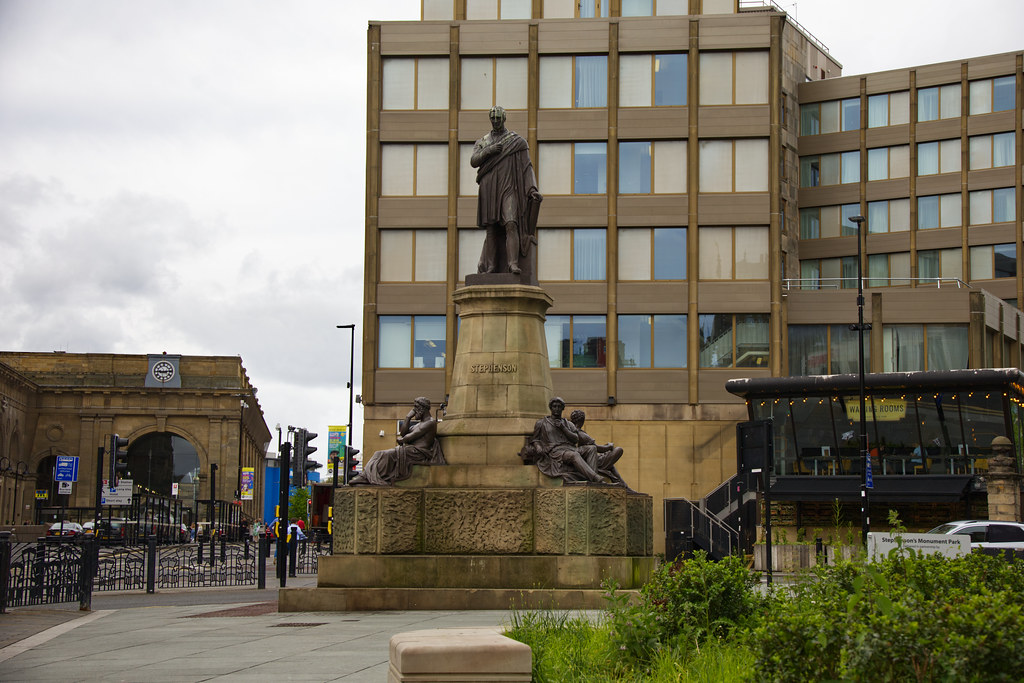 George Stephenson Monument   IMG_8957