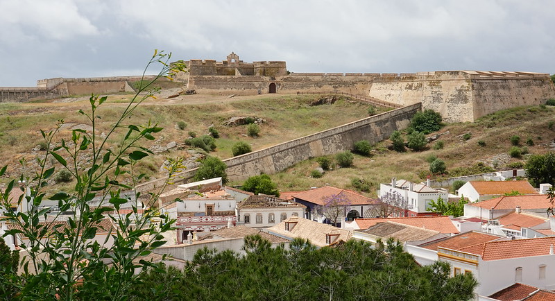 Una semana de mayo por el Algarve (Portugal) en nuestro coche. - Blogs de Portugal - Un paseo por Castro Marim de camino hacia Tavira. (14)