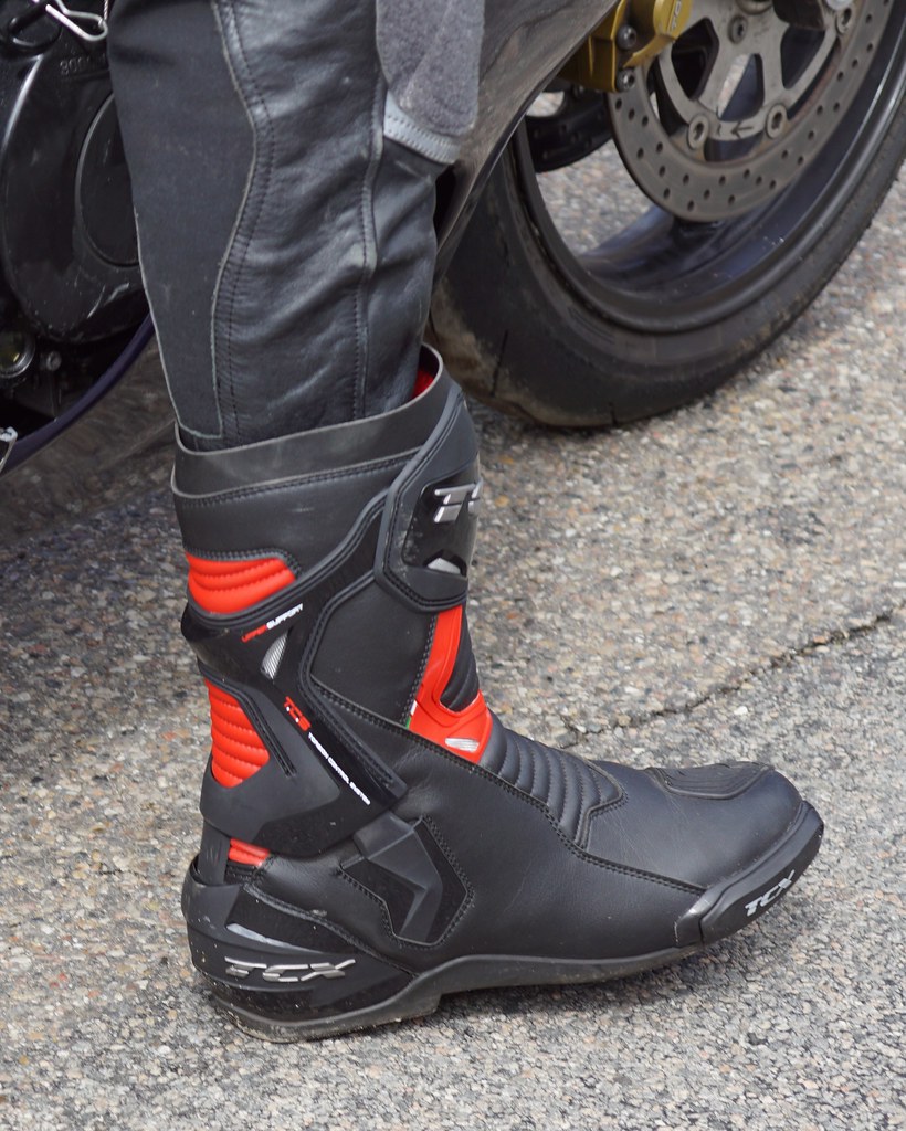 TCX ST-Fighter Motorcycle Boots AMF May 2022 (4)