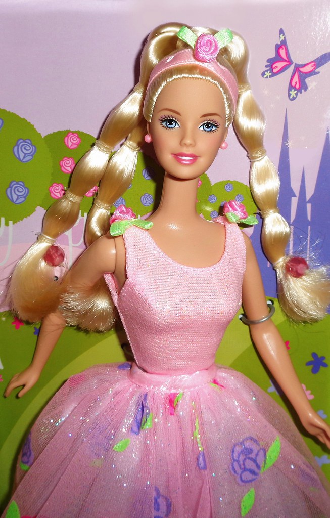 2001 Rose Princess Barbie (4)