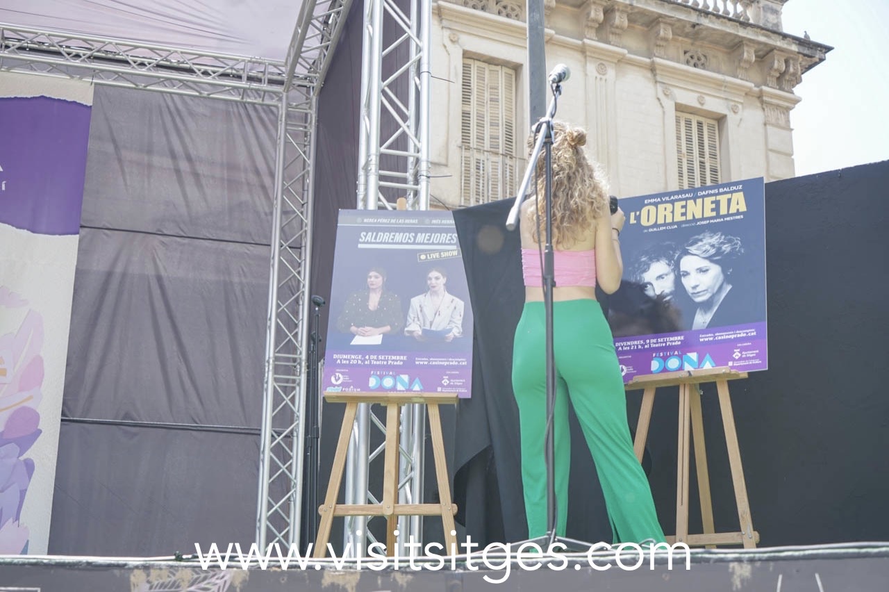 PRESENTACIÓ DEL FESTIVAL DONA ART EN FEMENÍ 2022