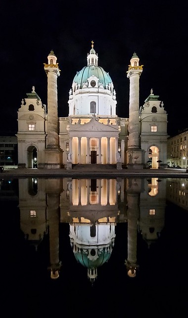 Vienne de nuit - Karlsplatz