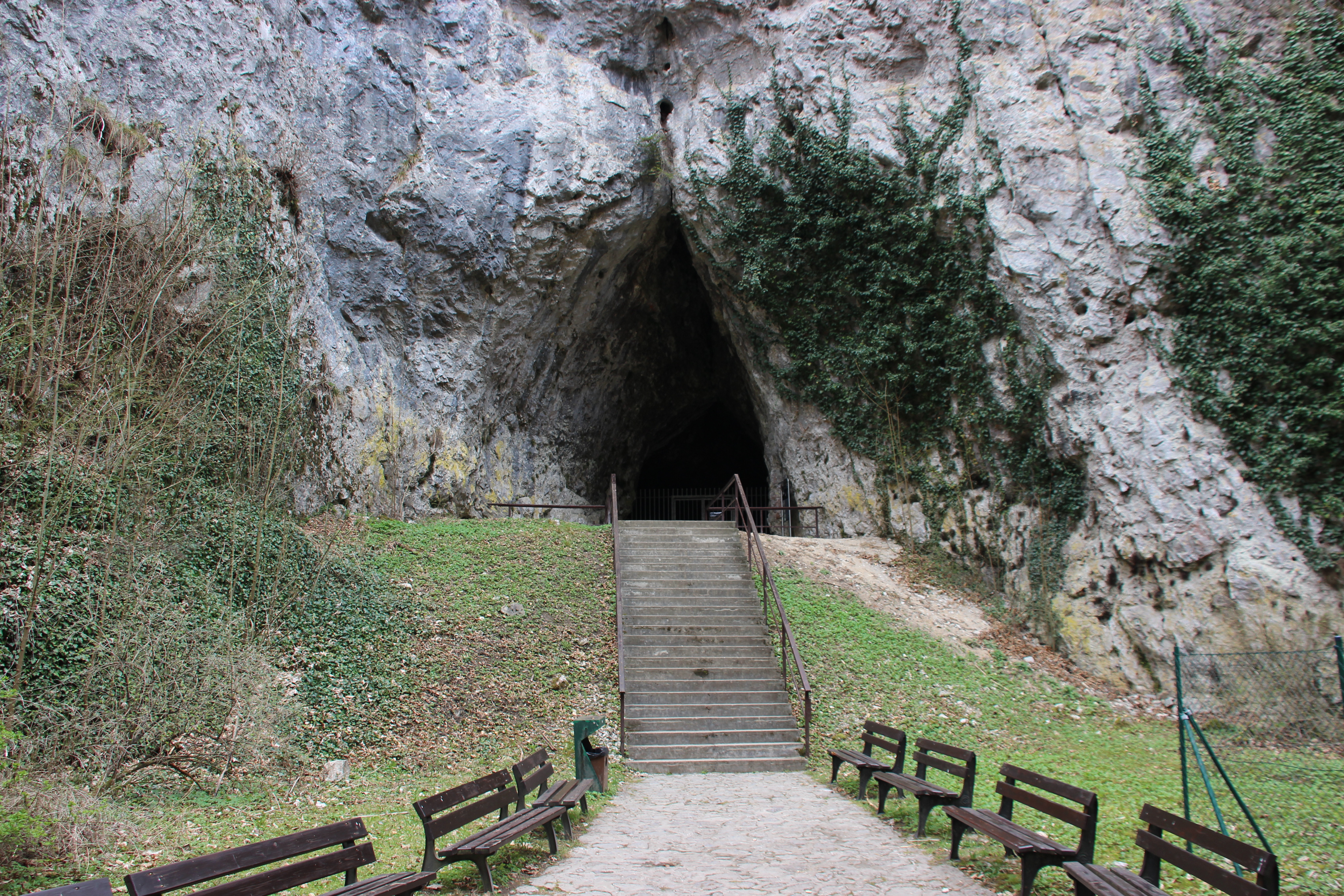 Katerinska Caves 2