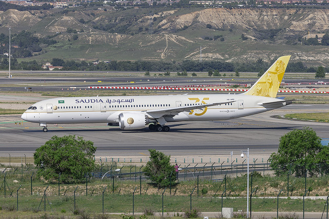 HZ-ARE, Boeing 787-9 Saudia @ Madrid Barajas MAD LEMD
