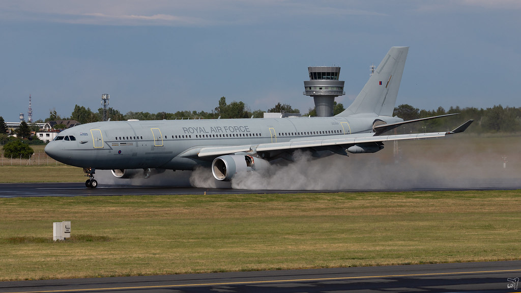 ZZ330 | Royal Air Force / A332 Voyager KC.2 / Poznan-Lawica … | Flickr