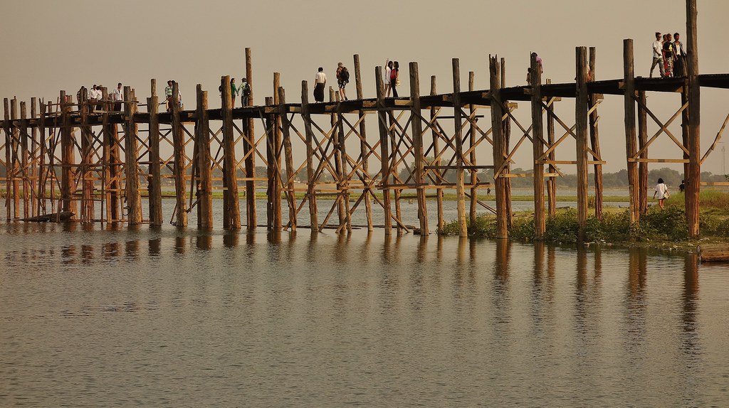 MYANMAR, Burma - Mandalay-Amarapura , U-Bein-Brücke über den Taungthaman See, 78848/20748