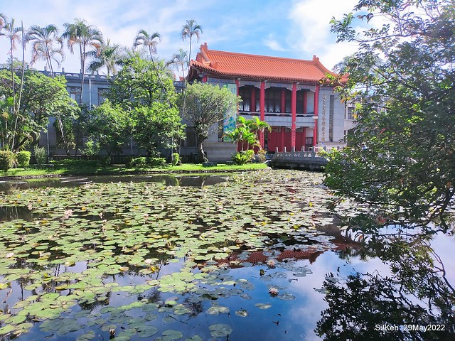 「國立台灣藝術教育館前睡蓮池」(Waterlily pool at National Taiwan Arts Education Center, Taipei, Taiwan, SJKen, May 29, 2022.