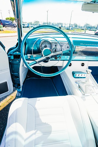 Retro-Designs-1954-Bel-Air-steering-wheel