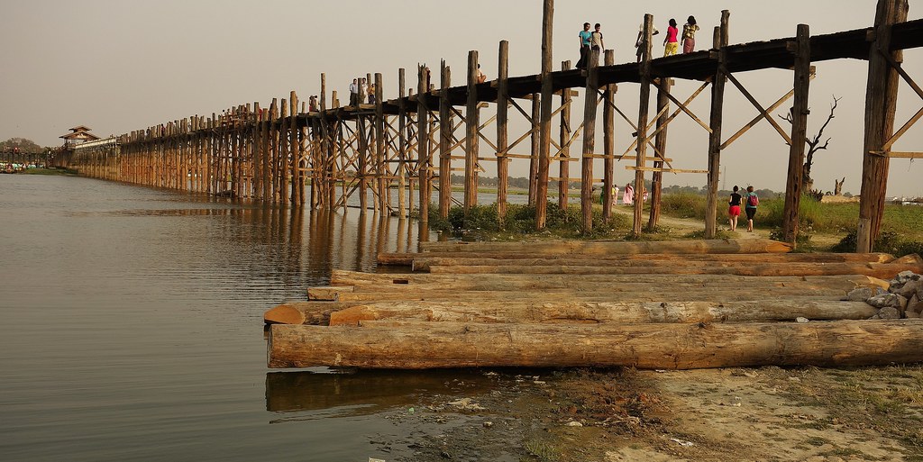 MYANMAR, Burma - Mandalay-Amarapura , U-Bein-Brücke über den Taungthaman See, 78850/20750