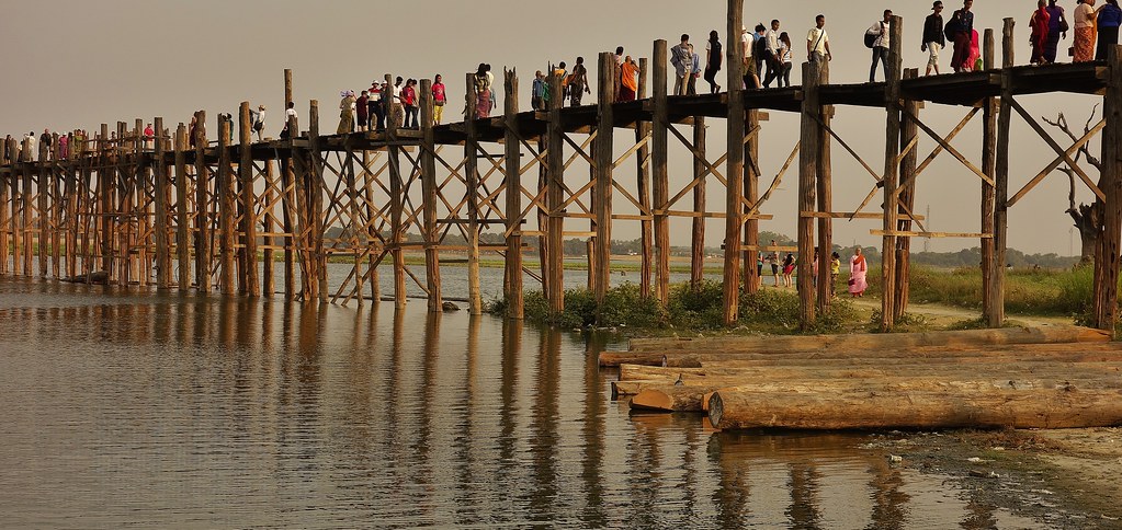 MYANMAR, Burma - Mandalay-Amarapura , U-Bein-Brücke über den Taungthaman See, 78852/20752