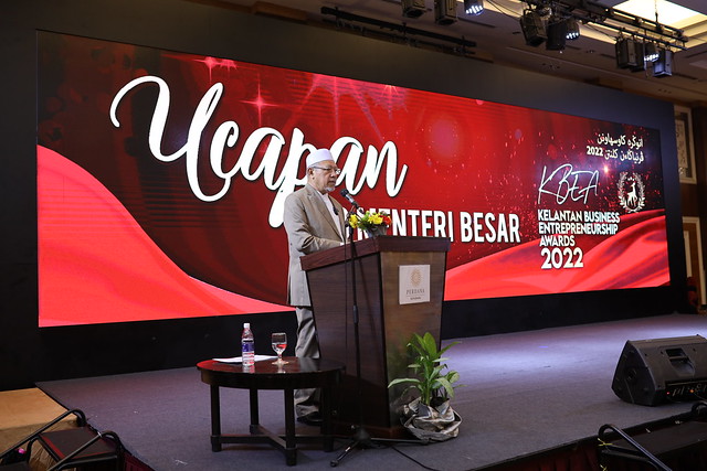 Molek Fm Terima Anugerah Perniagaan Keusahawanan Kelantan (Kbea) 2022