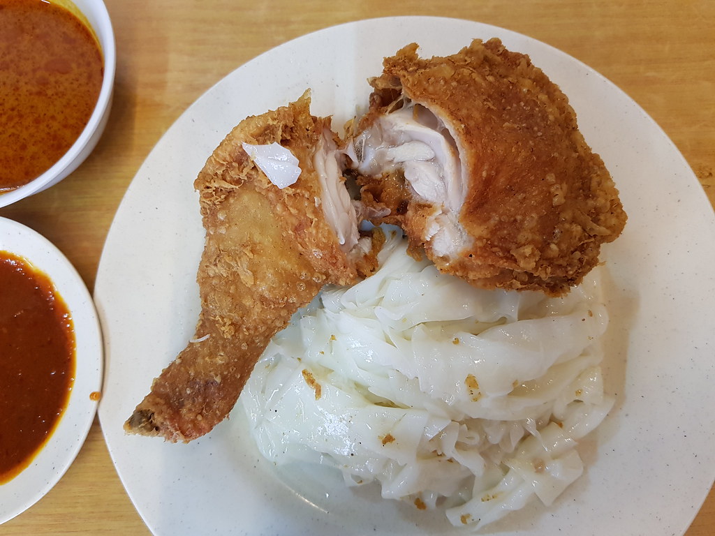 林炸雞腿配豬腸粉 LFC Drumstick w/Chee Cheong Fun rm$14.90 @ Lim Fried Chicken SS15
