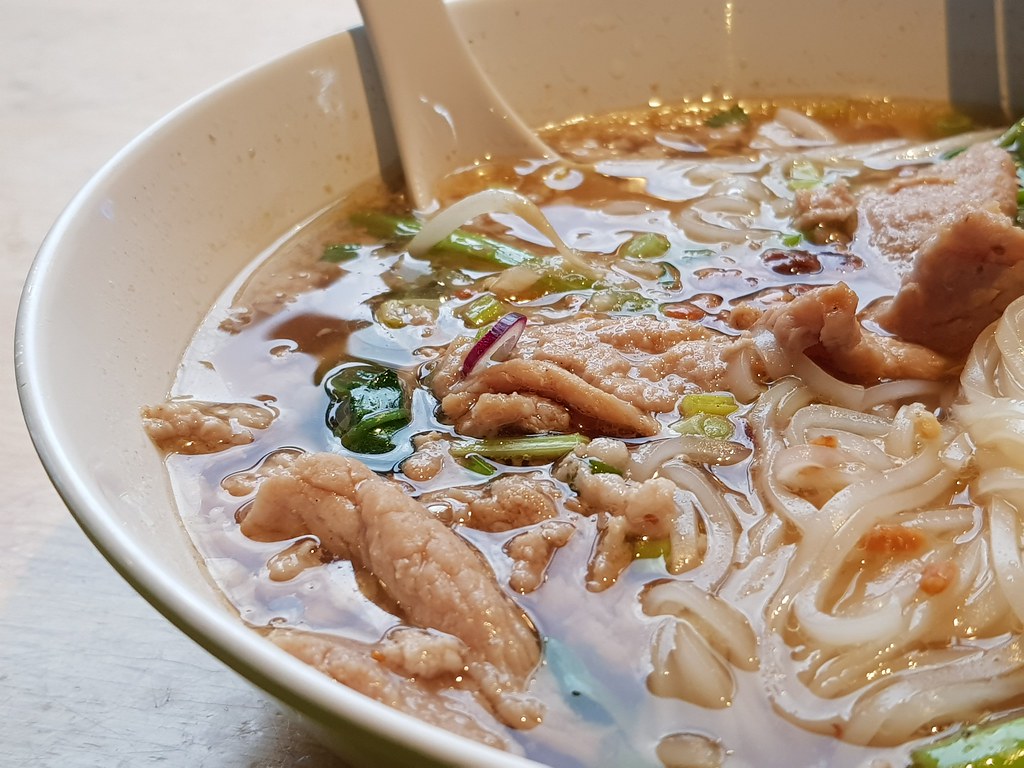 泰式豬肉粿條麵湯 Thai Pork Kuey Teow Noodle Soup rm$9 @ Moo-Ka-Ta Krua Thai BBQ Steamboat Restaurant SS15